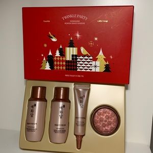 The Face Shop Yehwadam Ginseng Travel skincare Kit